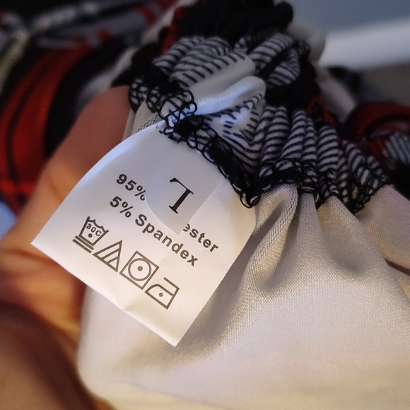 Women's Ruched Dress - Picture 3 of 4